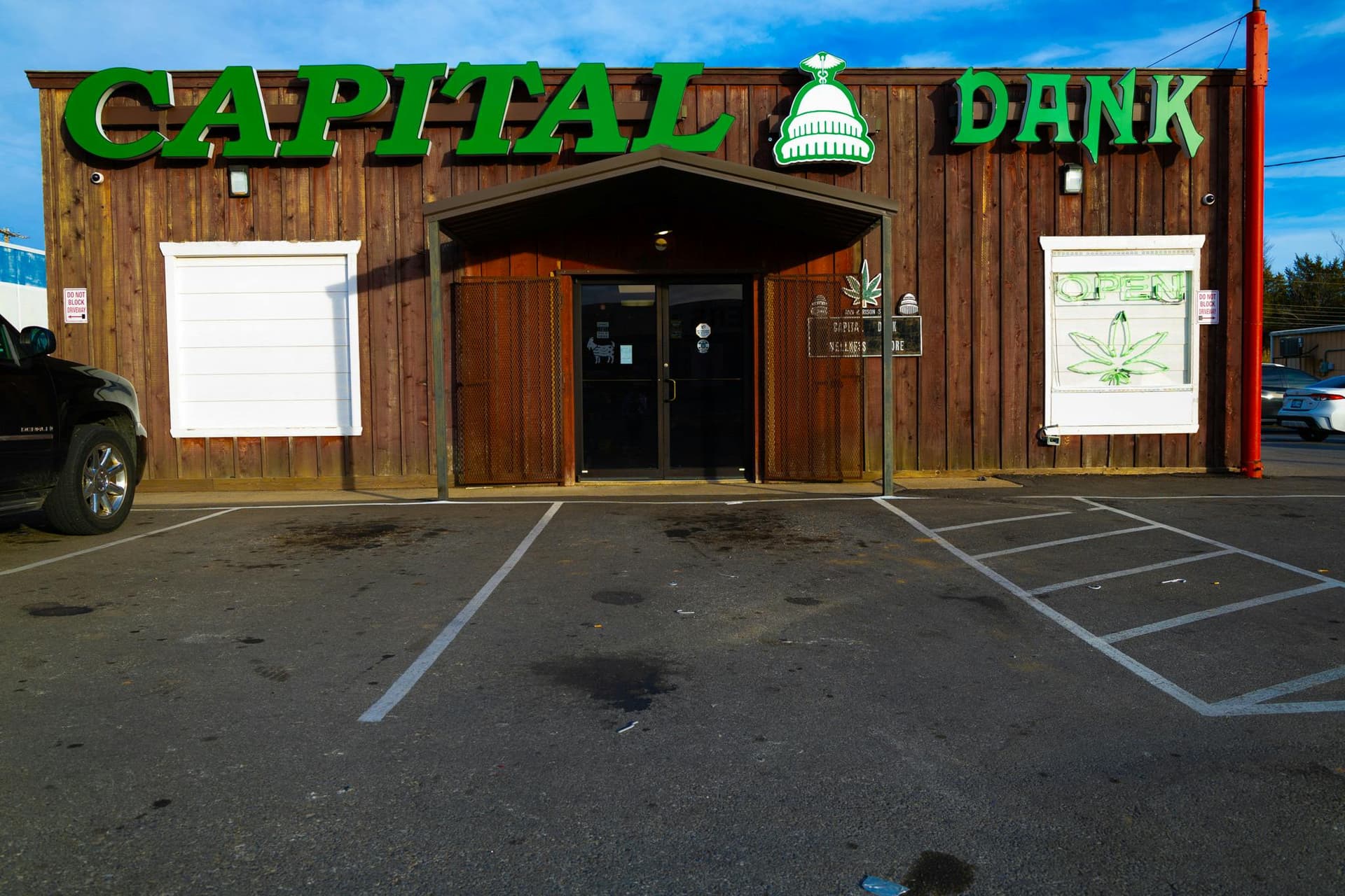 Capital Dank Shawnee exterior